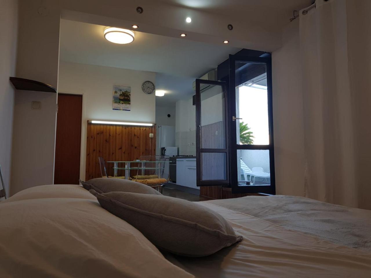 Apartment Davor Сплит Екстериор снимка